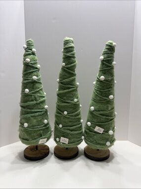 Green Felt Holiday Tree Trio Decor